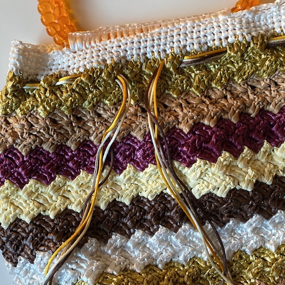 Handmade woven handbag - Picture 6 of 8